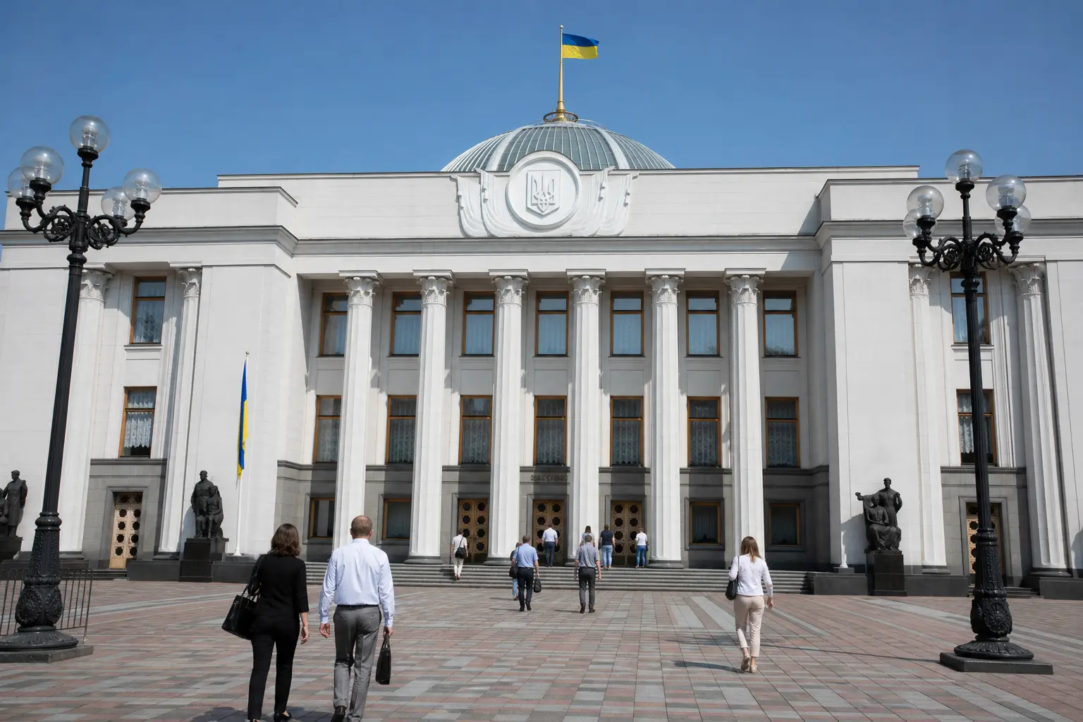 Будівля Верховної Ради України — порядок прийняття рішень Верховної Ради України